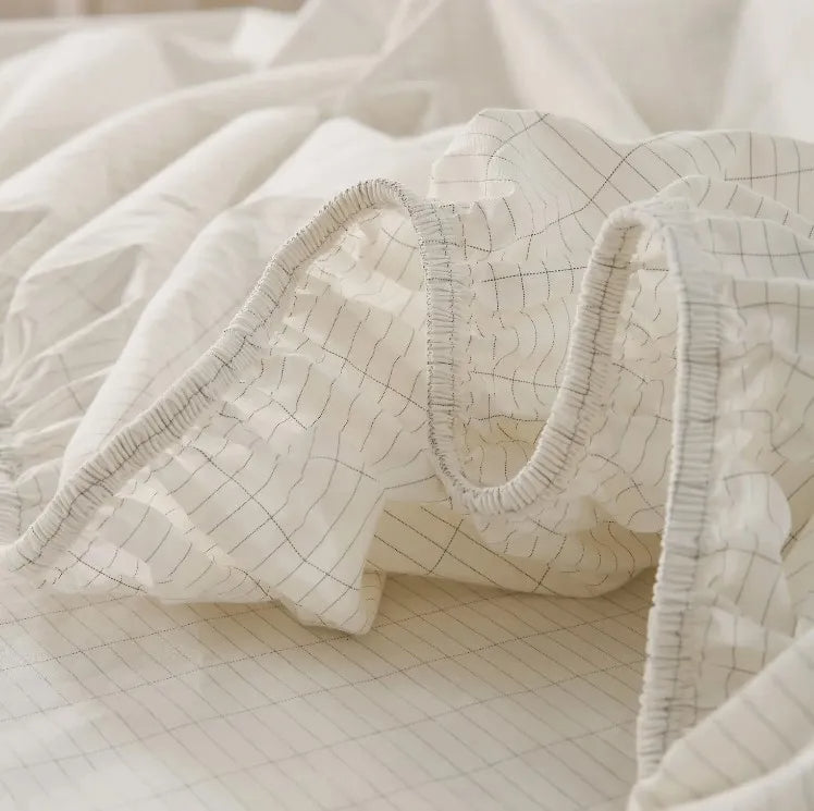 EARTH SHEET™ White – The Grounding Sleep Revolution