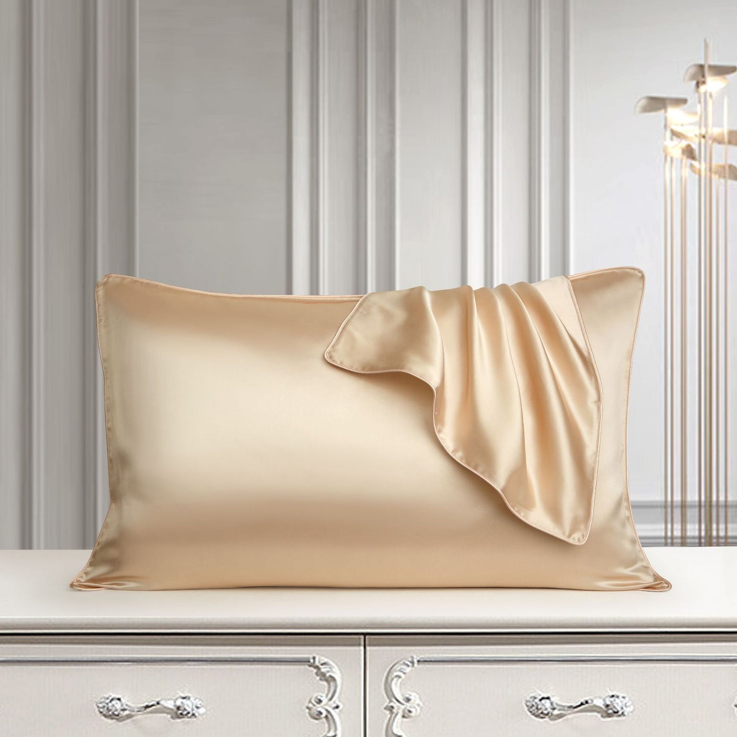 SILK CLOUD™ – 100% Mulberry Silk Pillowcase for Skin, Hair & Beauty Sleep