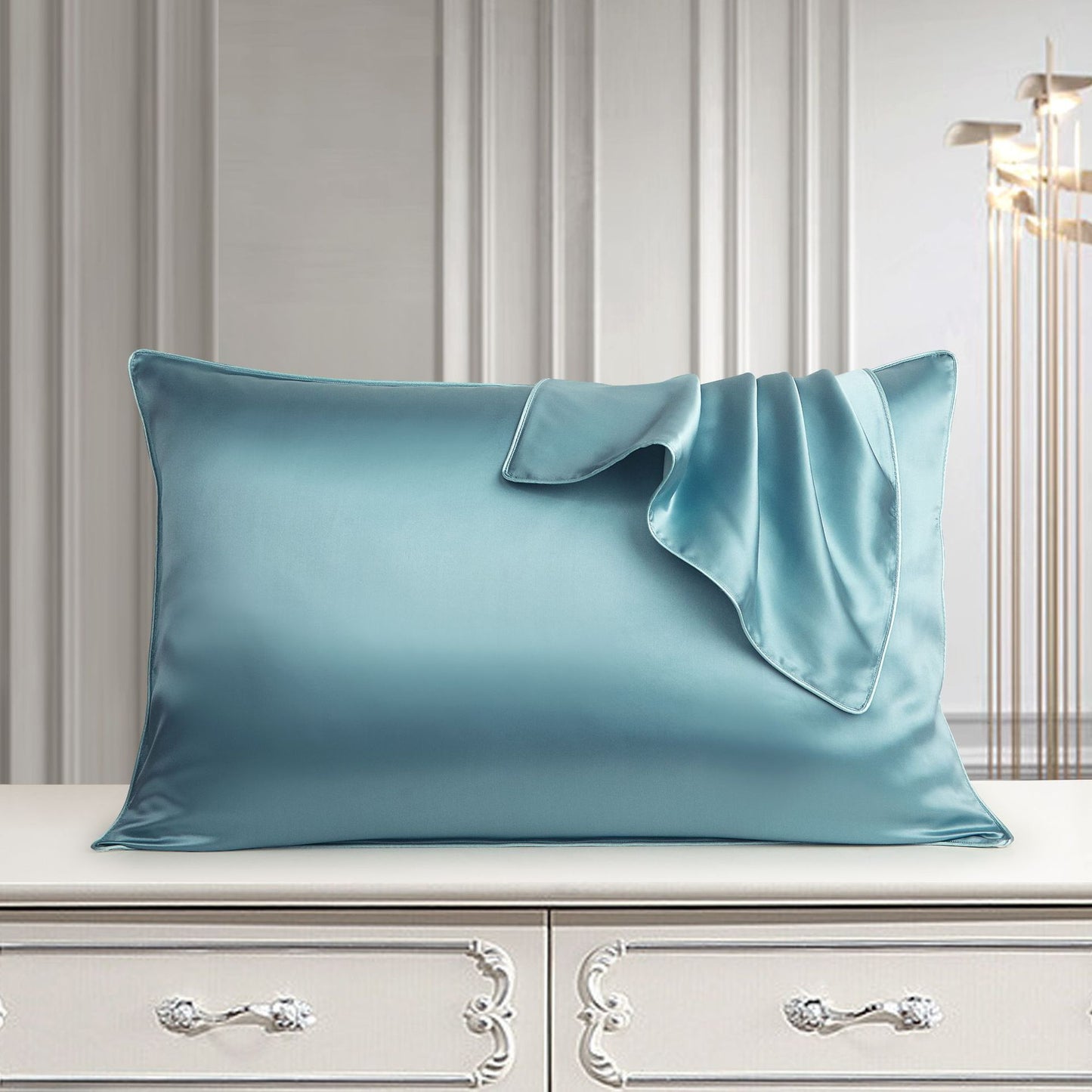 SILK CLOUD™ – 100% Mulberry Silk Pillowcase for Skin, Hair & Beauty Sleep