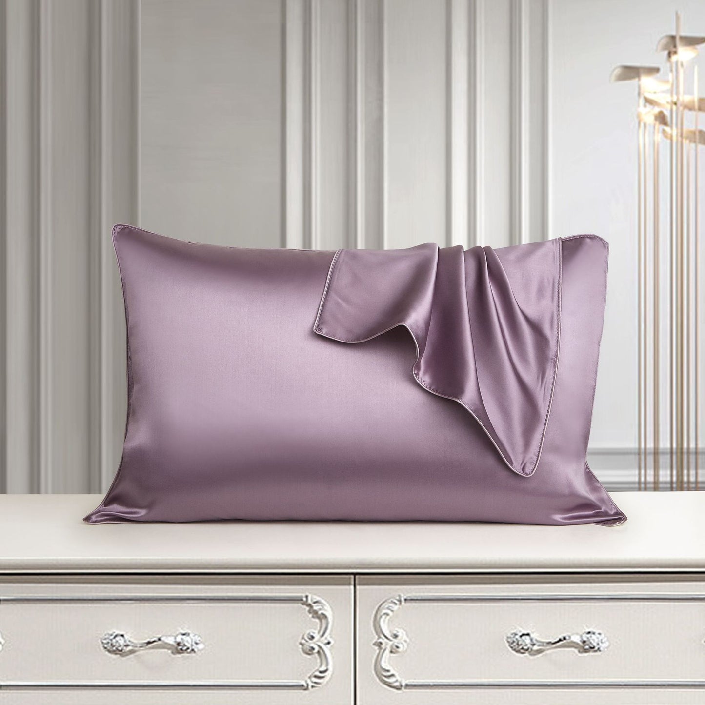 SILK CLOUD™ – 100% Mulberry Silk Pillowcase for Skin, Hair & Beauty Sleep